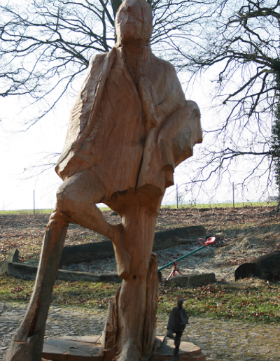 Massai Hannes Albert Skulptur Holzbildhauer